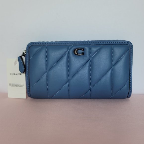 COACH Quilted Soft Smooth Leather Accordion Zip-Around Wallet- Washed Chambray ⭐ - Picture 6 of 16